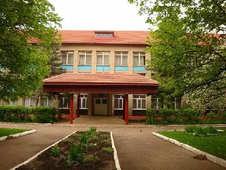 Школа №77 з поглибленим вивченням економіки та управлінської діяльності — фото 3