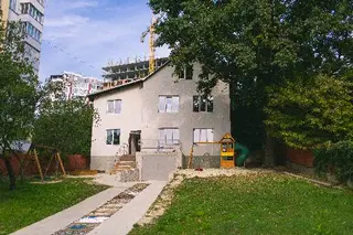 Приватний дитячий садок "Веселі та Розумні" — фото
