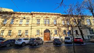 Львівська національна галерея мистецтв імені Б.Г. Возницького — фото