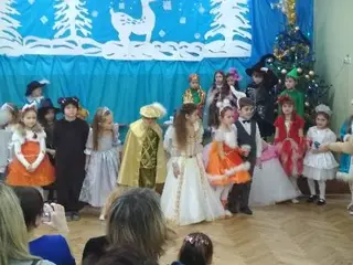 Школа "Дивосвіт" — фото