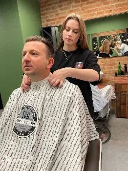 Патріот Барбершоп — фото