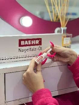 Мережа студій манікюру Kondratiuk_nails — фото 3