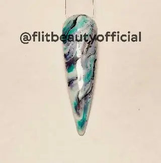 Flit Beauty - жіночій, чоловічий манікюр, педікюр, депіляція, корекція брів/нігтів — фото 4