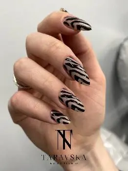 Taravska Nails Studio — фото