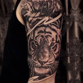 Dragomyr Tattoo Studio Lviv — фото 4