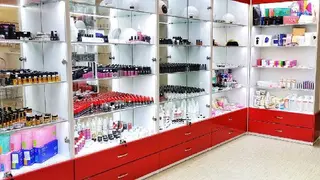 Лайк Лак магазин косметики, засоби для манікюра (гель лаки, база для нігтів, набори для нарощування) — фото 2