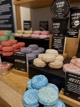 LUSH - свіжа косметика ручної роботи — фото 5