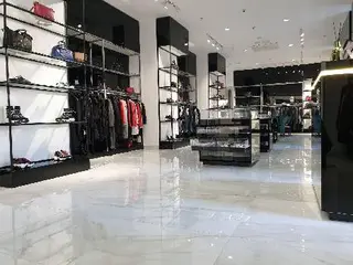 Diforte: брендовая одежда Emporio Armani и EA7. Обувь Емпорио Армани и ЕА7 — фото 3