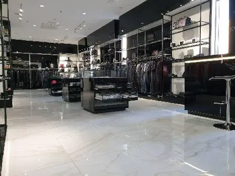 Diforte: брендовая одежда Emporio Armani и EA7. Обувь Емпорио Армани и ЕА7 — фото 5