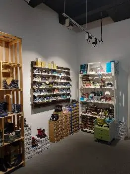 MAX BABY SHOP - ДИТЯЧЕ ВЗУТТЯ — фото