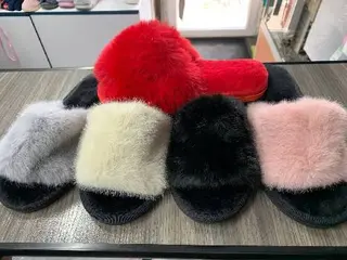 Магазин одягу та взуття — фото 5