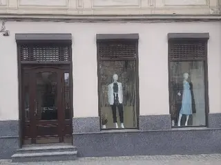HELEN - магазин жіночого одягу — фото