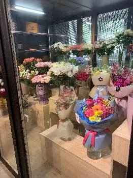 Date квіти та подарунки — фото 4