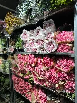 Гуртівня квітів Baza Flowers — фото 4