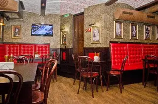 With Friends Pub. Паб у Львові — фото 5
