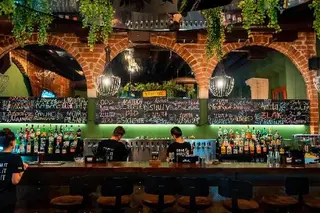 Добрий Друг 2 паб Львів pub Lviv — фото