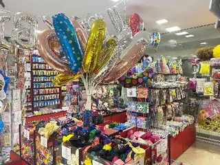 Чарівна кулька / Пакування подарунків / Оформлення повітряними кульками — фото 3